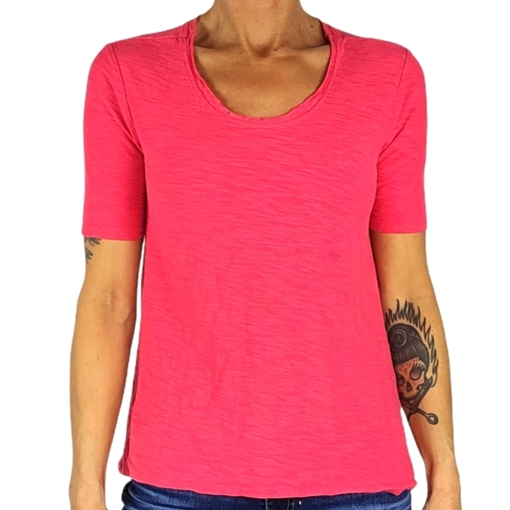 NTCO Nomadic Traders Short Sleeve Cut Out Cotton Tee Small Dark Pink